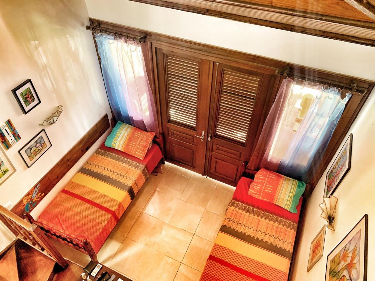 Appartement Duplex Climatise Avec Wi-Fi - Plage Pointe Marin A Pieds, Recemment Renove Сент-Анн Екстер'єр фото